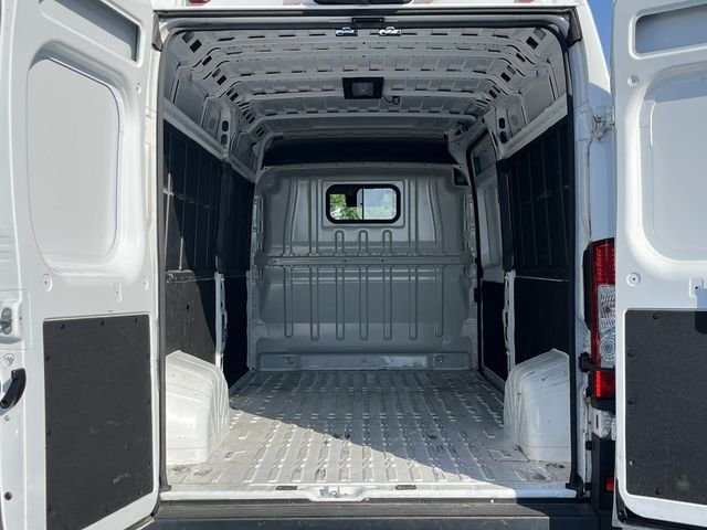 Used 2025 White Ram High Roof image 16