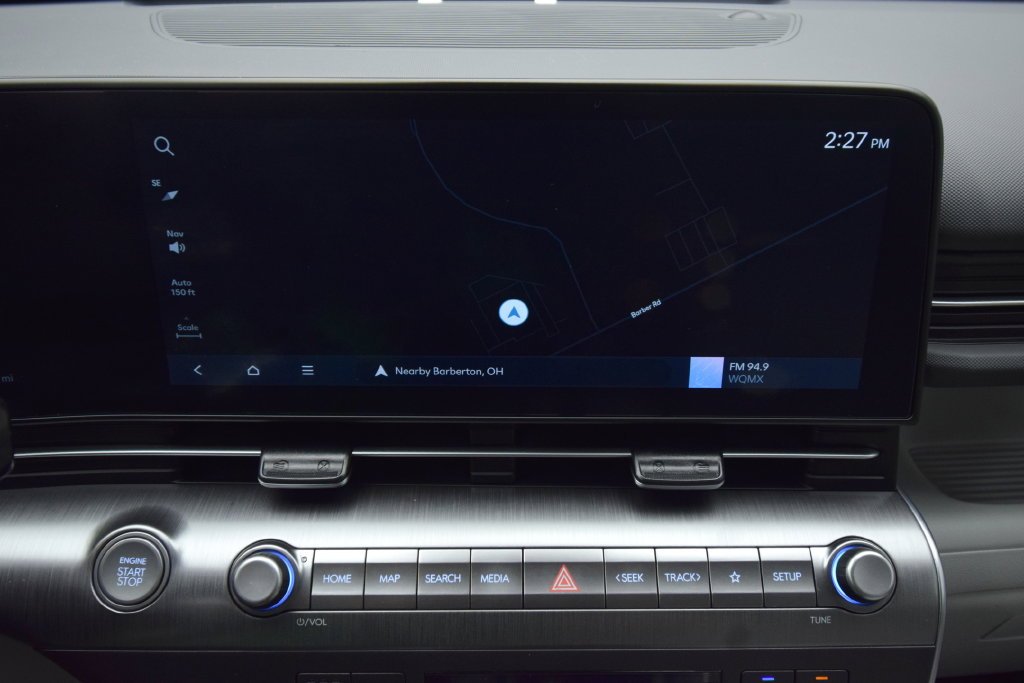 Used 2024 Neoteric Yellow Hyundai SEL image 13