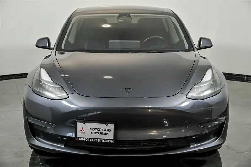 Used 2023 GRAY Tesla  image 4