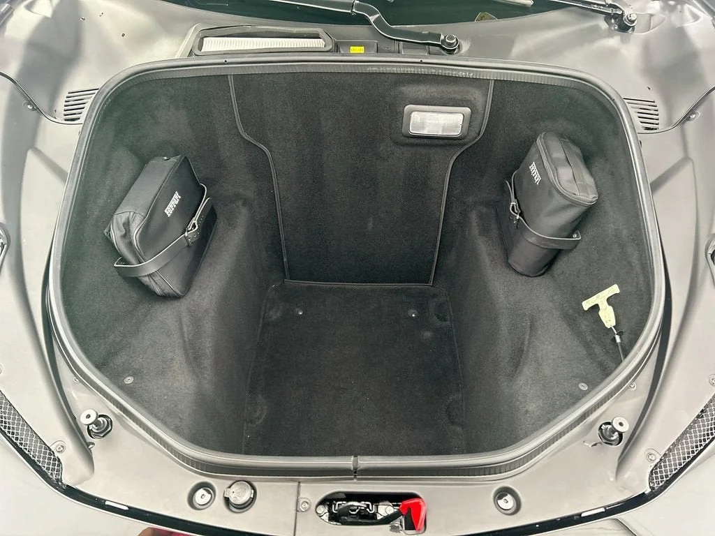Used 2014 Nero Ferrari  image 22