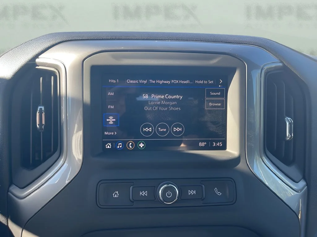 Used 2025 Summit White Chevrolet Custom image 17