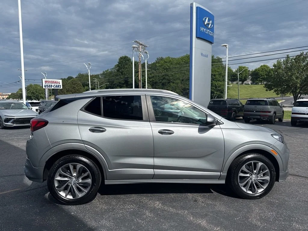 Used 2023 Moonstone Gray Metallic Buick Select image 4