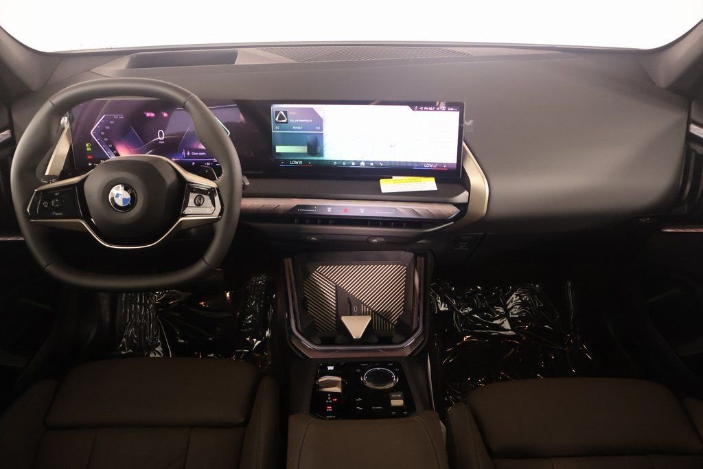 Used 2025 White BMW 30 xDrive image 4