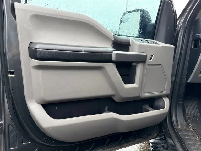 Used 2019 Magnetic Ford XLT image 9
