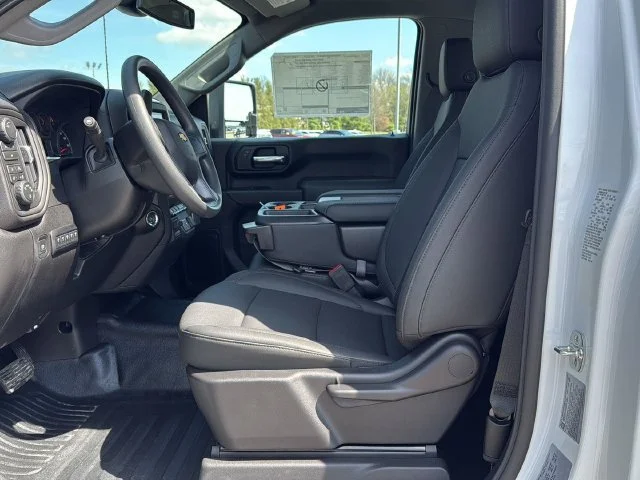 New 2026 Summit White Chevrolet Work Truck image 13