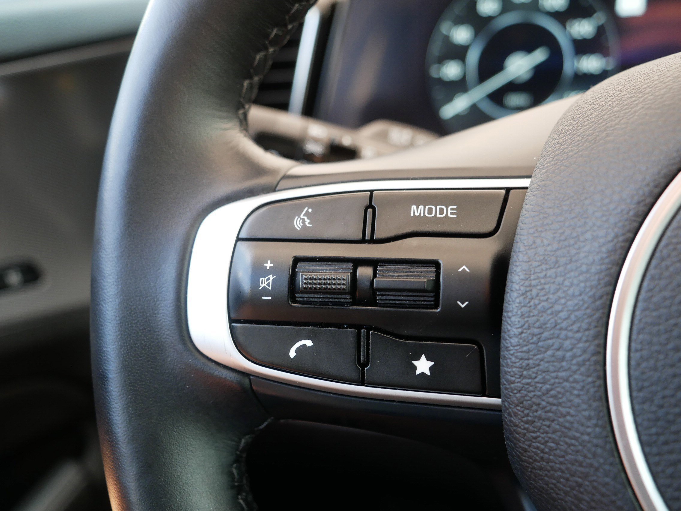 Certified Used 2024 Wolf Gray Kia SX-Prestige image 28