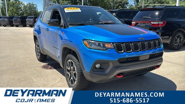 2025 Jeep Compass Trailhawk