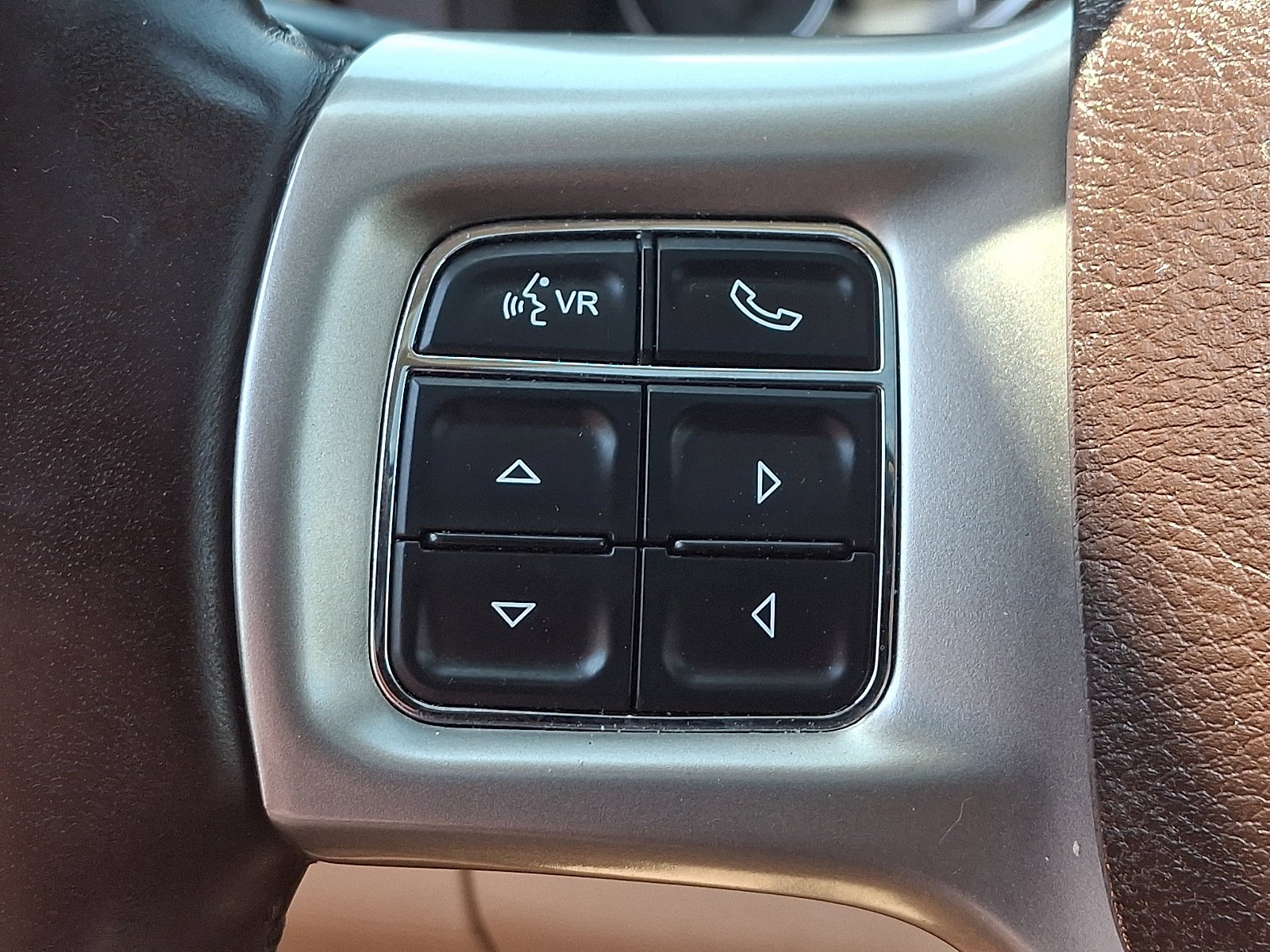 Used 2015 Black Clearcoat Ram Laramie image 33