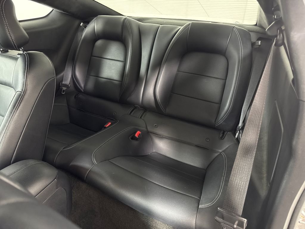 2016 Ford Mustang GT Premium - Photo 12