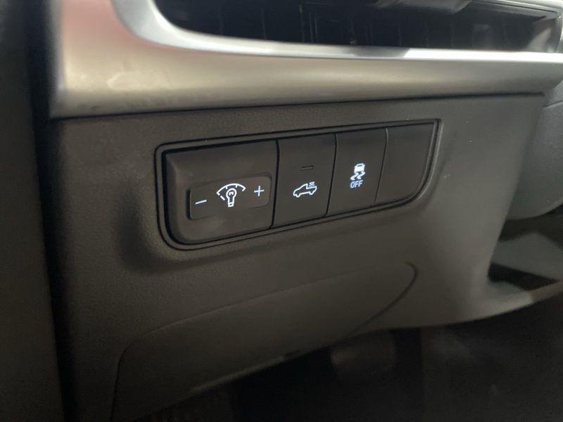 New 2026 Green Hyundai SEL AWD image 19