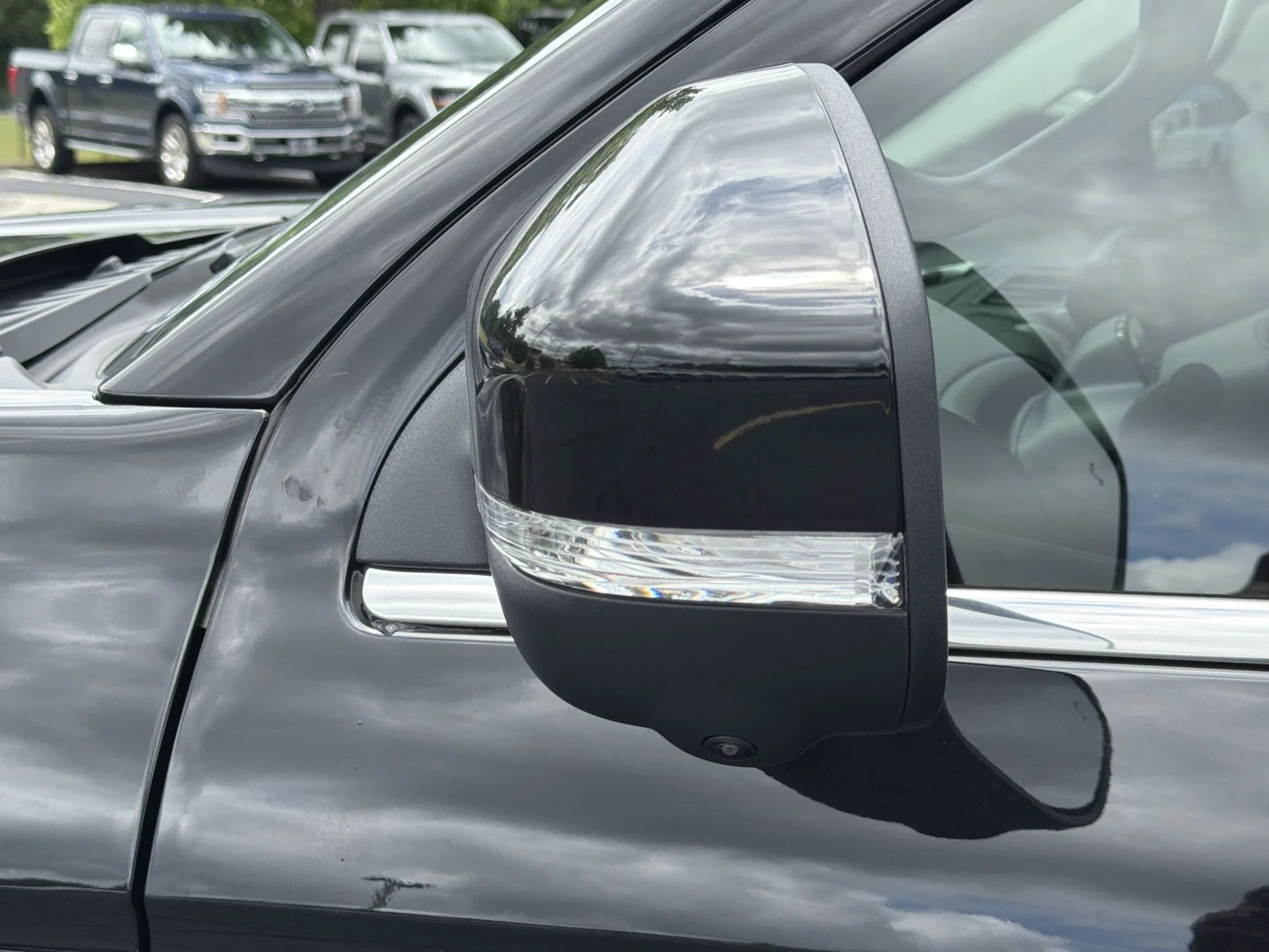 New 2026 Agate Black Metallic Ford MAX Active image 40