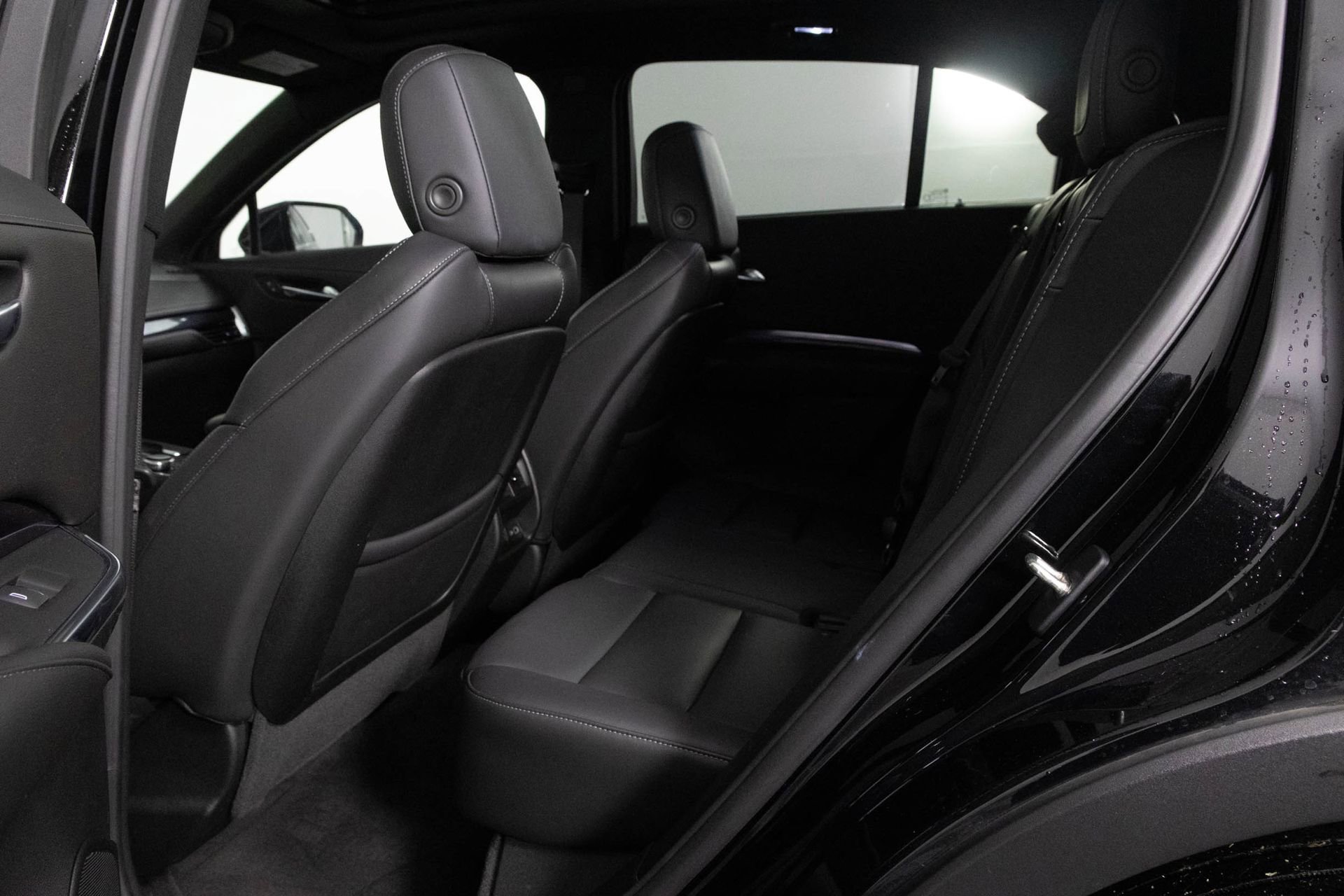 2023 CADILLAC XT4 - Image 34