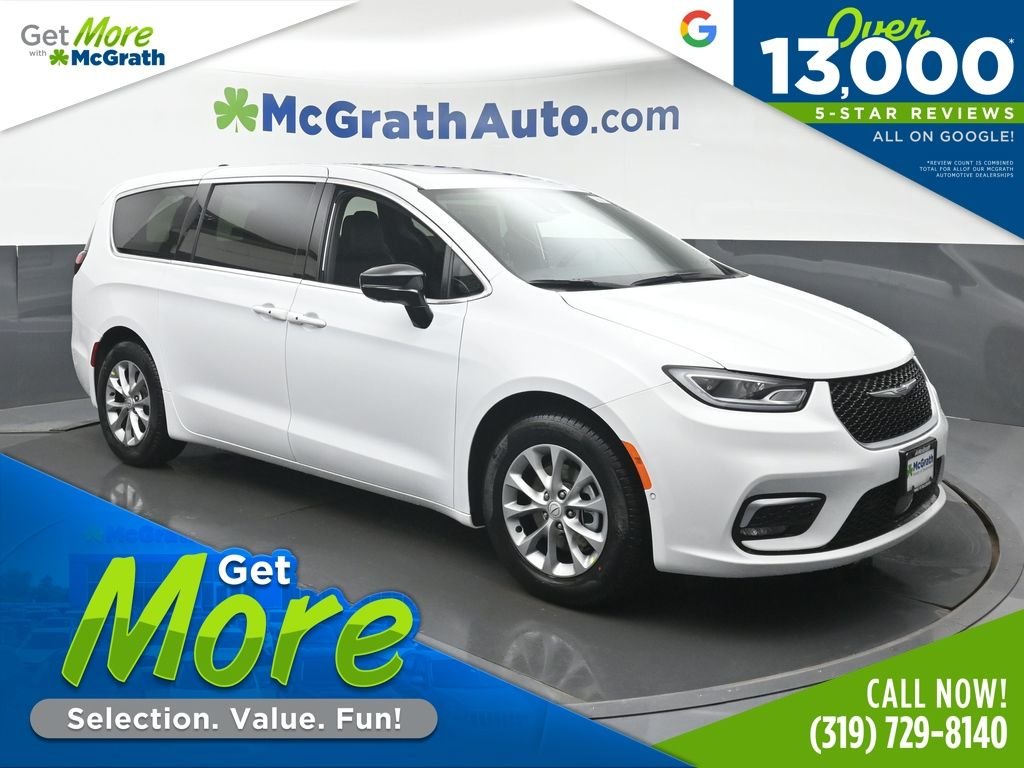 2026 Chrysler Pacifica Limited's photo
