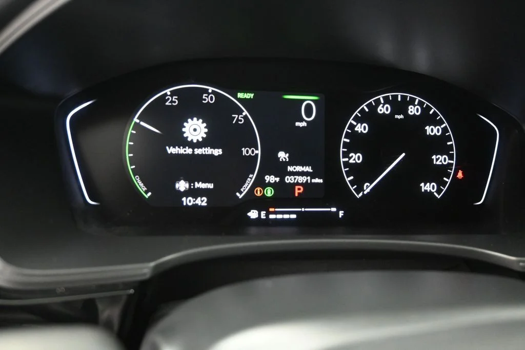 Used 2025 Meteorite Gray Metallic Honda Sport image 17