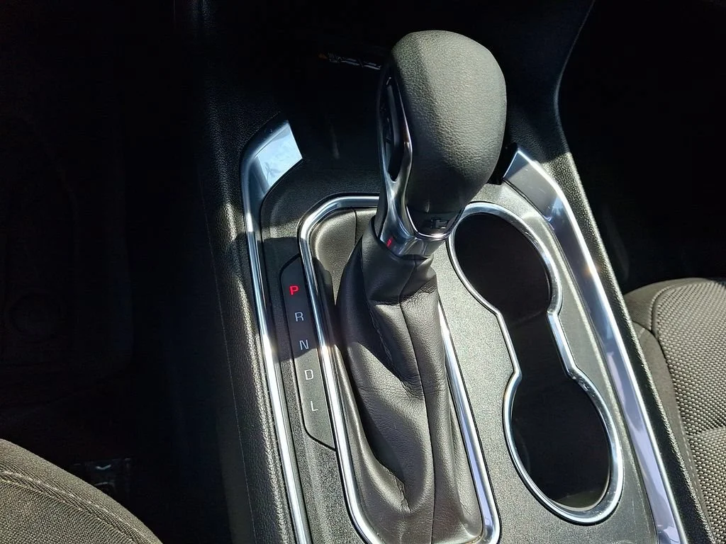 Used 2023 STERLING GRAY METALLIC Chevrolet LT Cloth image 22