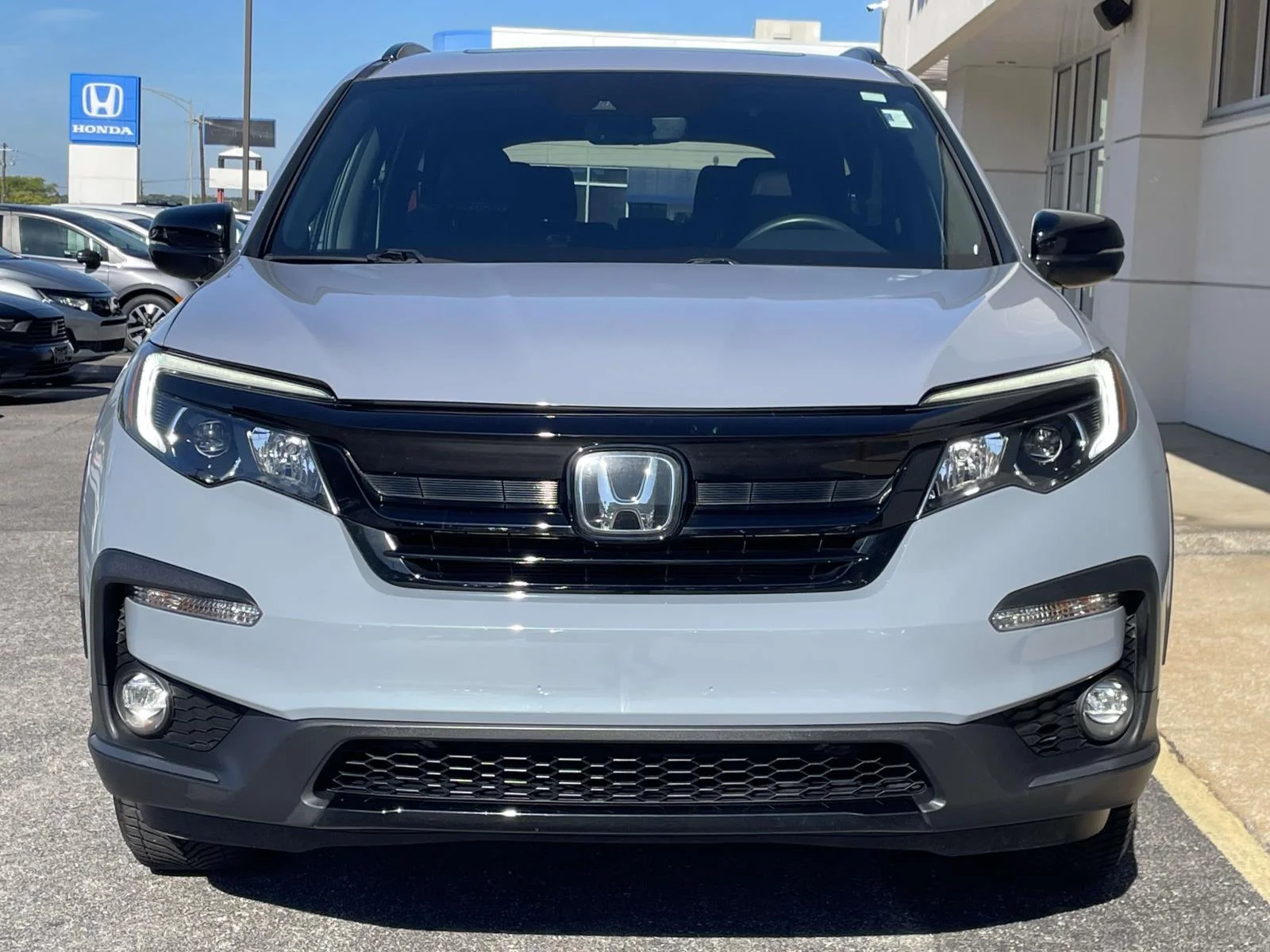 Used 2022 Sonic Gray Pearl Honda AWD TRAILSPORT image 5