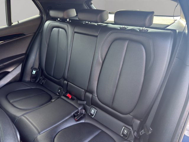 Used 2022 Phytonic Blue Metallic BMW xDrive28i image 13