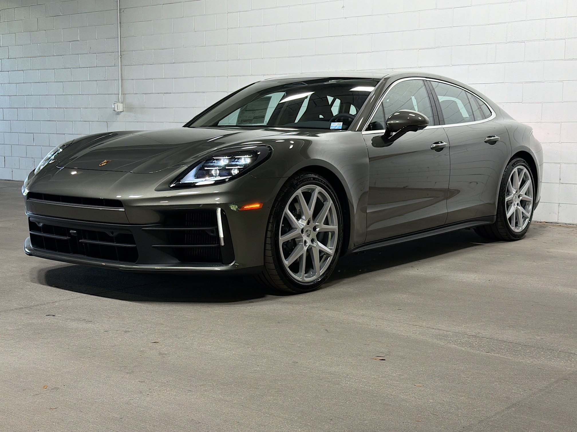 New 2026 Aventurine Green Metallic Porsche  image 1