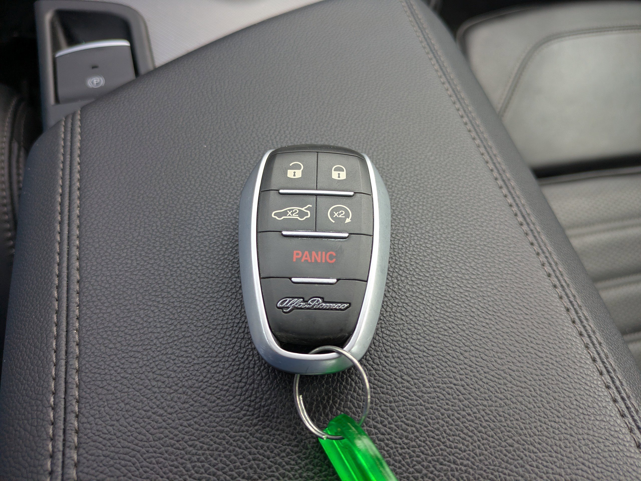 Used 2018 Alfa Rosso Alfa Romeo TI SPORT image 31