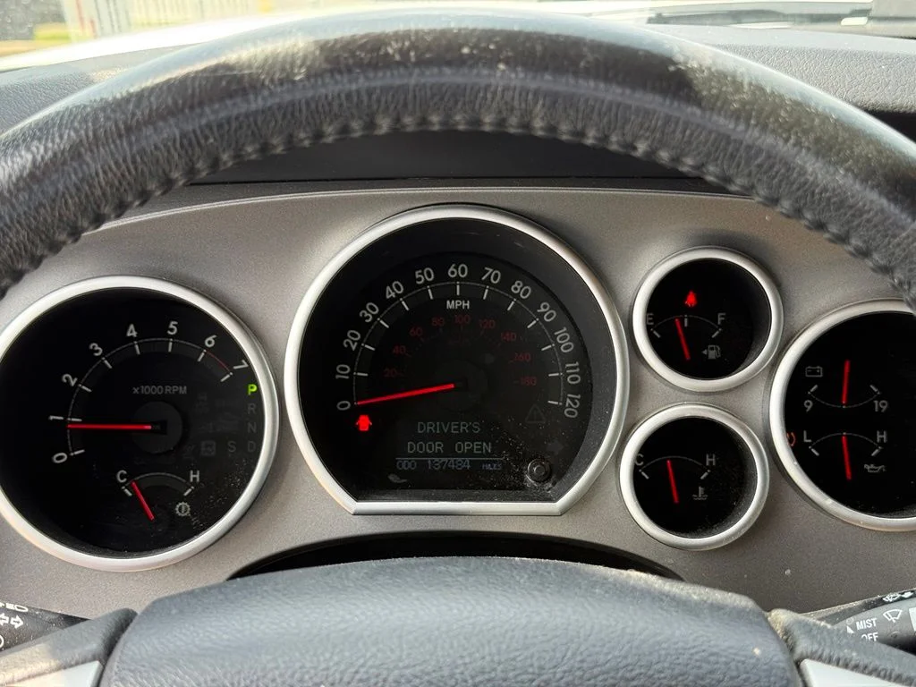 Used 2015 White Toyota Limited image 17