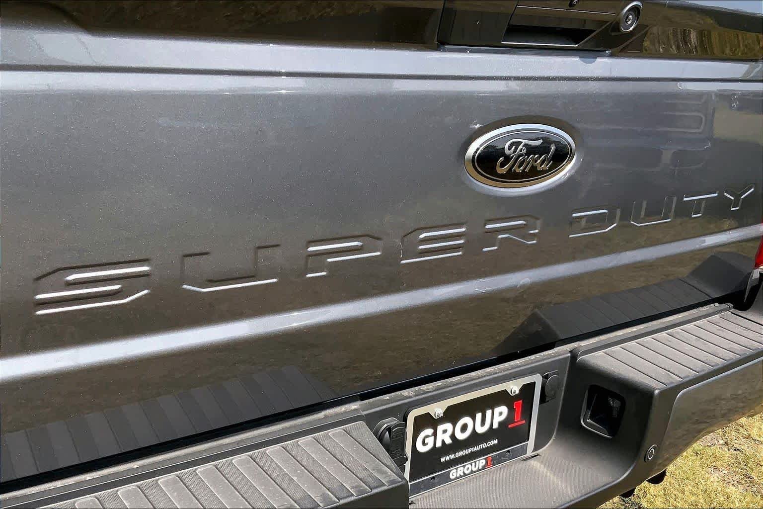 New 2026 Carbonized Gray Metallic Ford F-250® Lariat® image 14