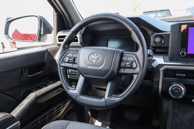 2026 Toyota Tacoma SR5 - Photo 18