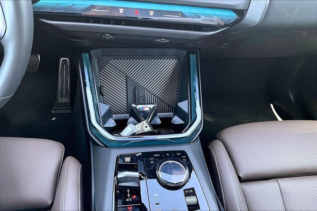2025 BMW X3 M50 - Photo 23