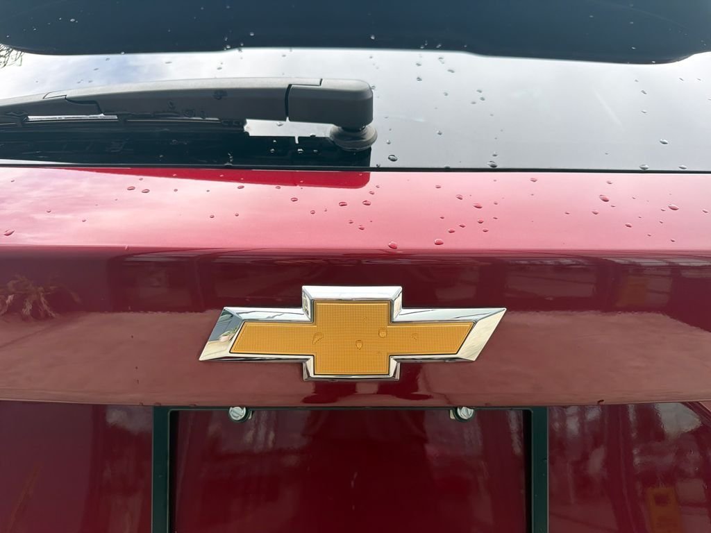 Used 2025 Red Chevrolet LS image 42