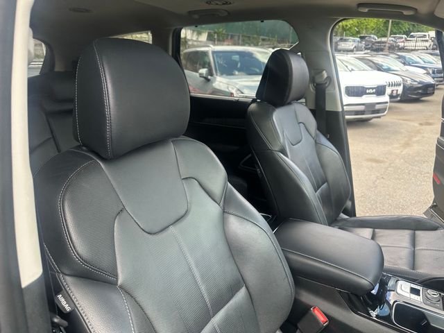 Used 2024 Ebony Black Kia EX image 35