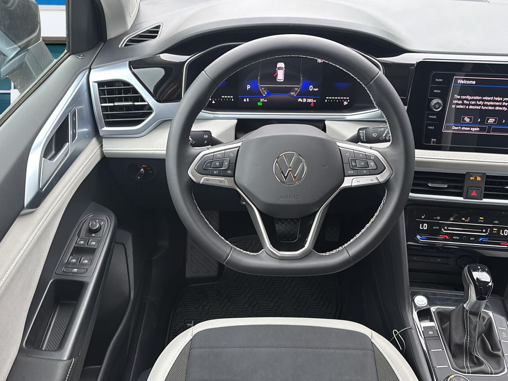New 2026 Black Volkswagen 1.5T SE image 18