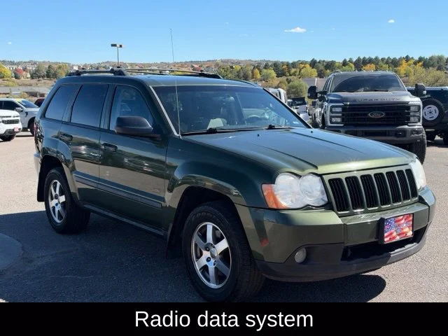Used 2008 Green Jeep Laredo image 9
