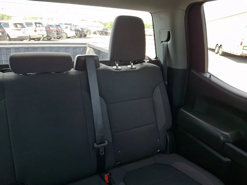 Used 2022 Summit White Chevrolet LT image 21
