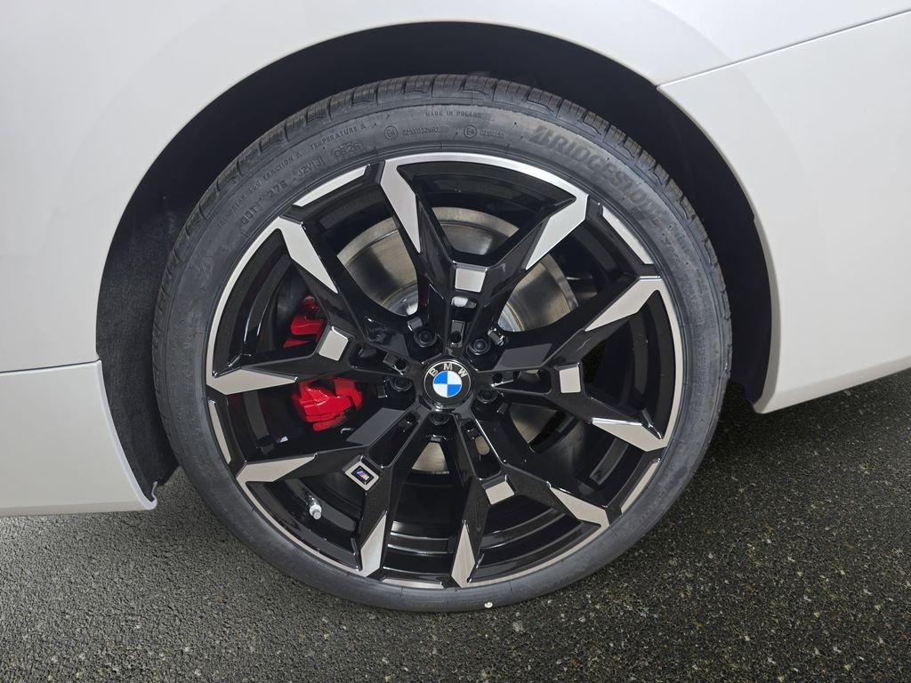 New 2027 Mineral White Metallic BMW M440i xDrive image 32