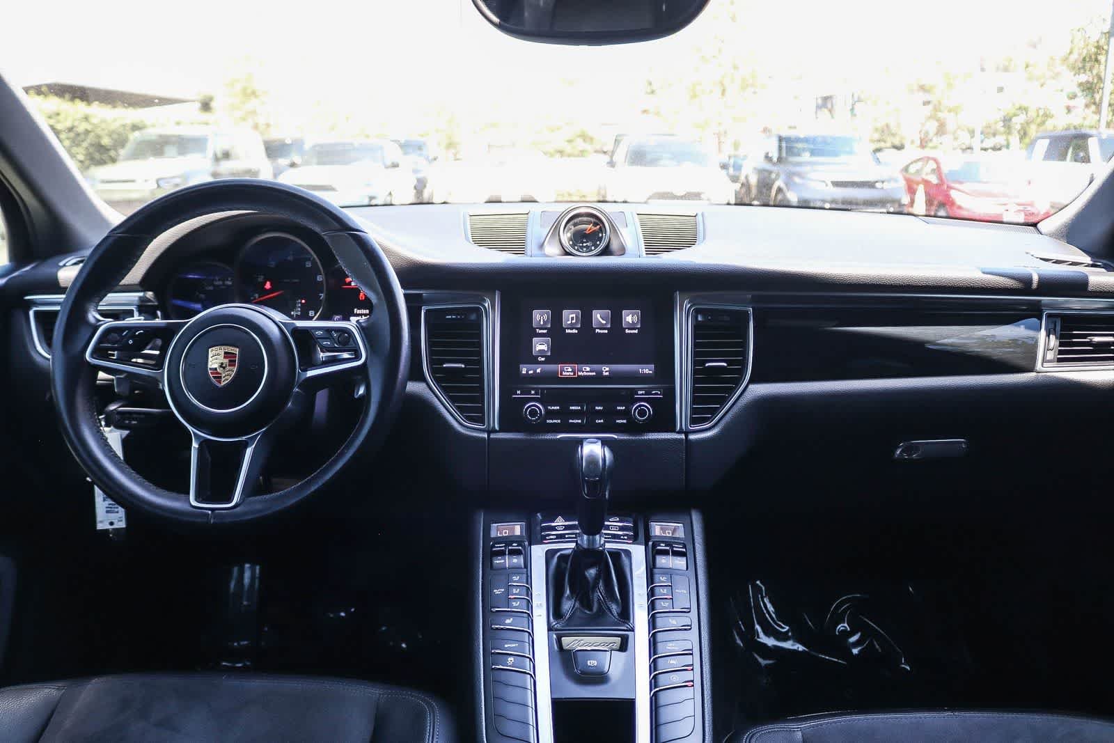 Used 2018 Black Porsche  image 11