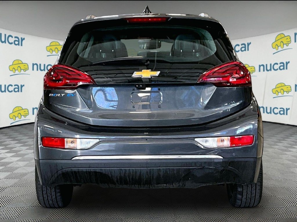 Used 2018 Gray Chevrolet Premier image 5