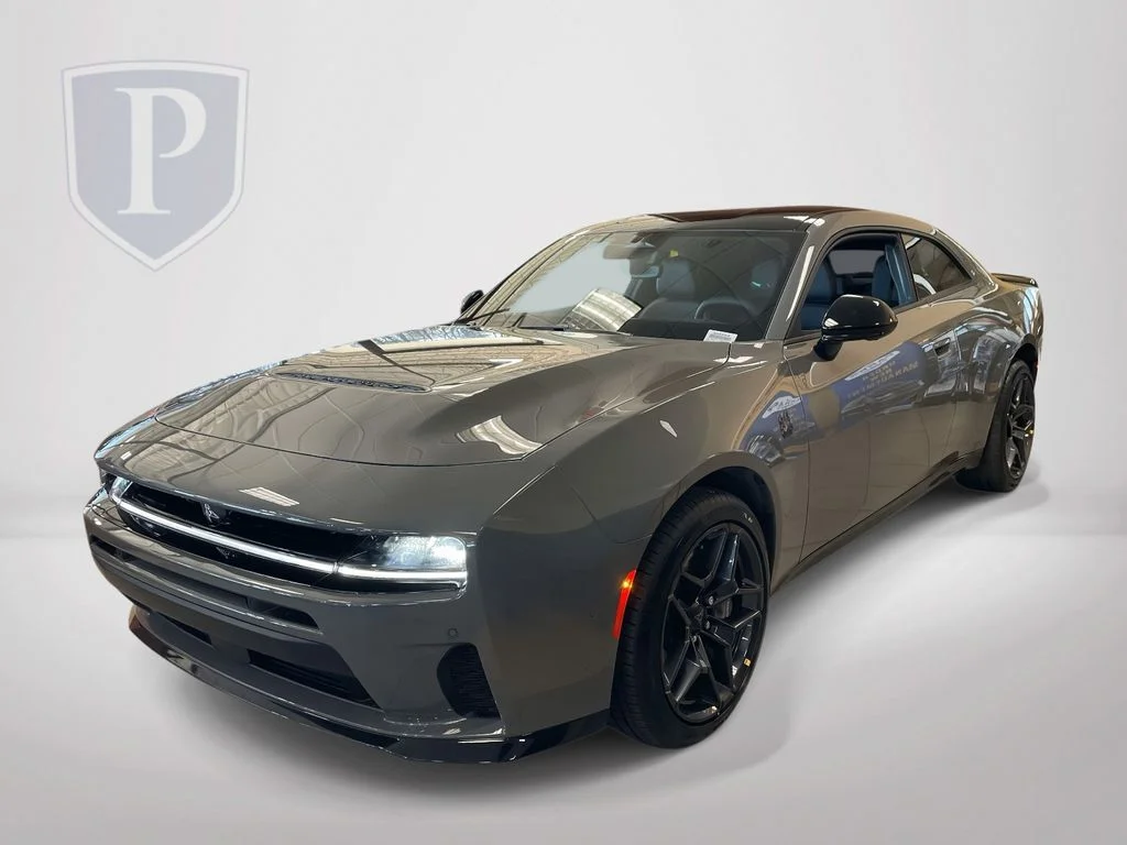 New 2026 Destroyer Gray Exterior Paint Dodge R/T Scat Pack image 4