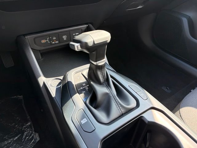 New 2026 Currant Red Kia LXS image 19