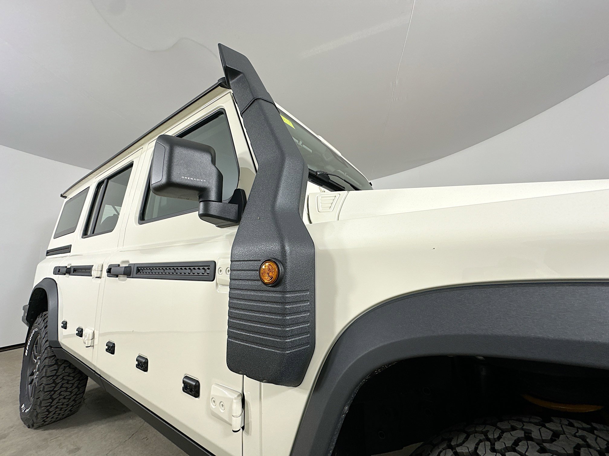 New 2026 Scottish White INEOS Trialmaster Edition image 9