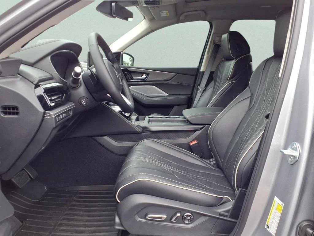 New 2026 Solar Silver Metallic Acura Advance Package image 9