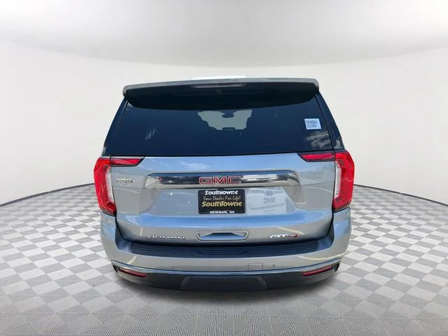 Used 2023 Sterling Metallic GMC AT4 image 6