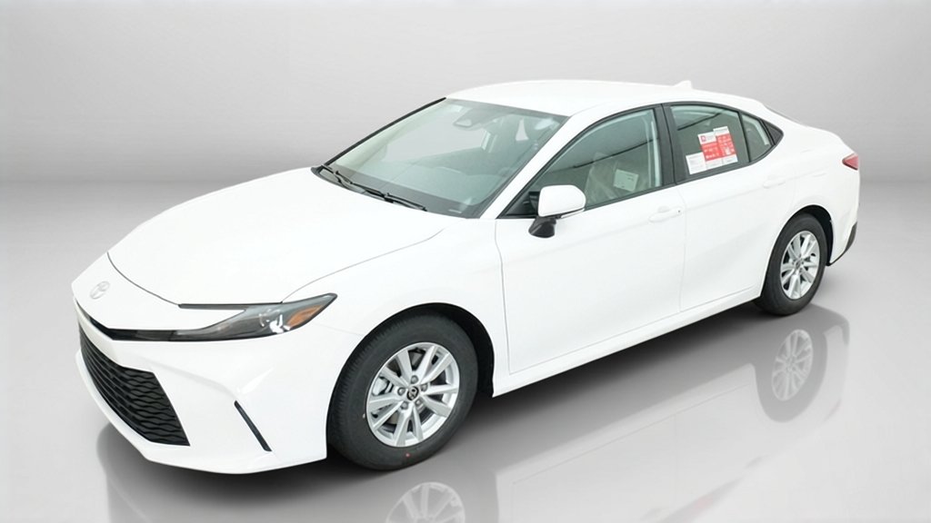 New 2026 Ice Cap Toyota LE image 31