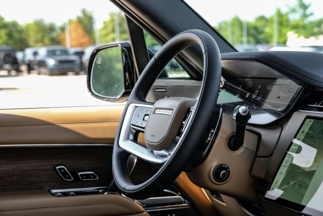 New 2026 Belgravia Green Land Rover SE image 16
