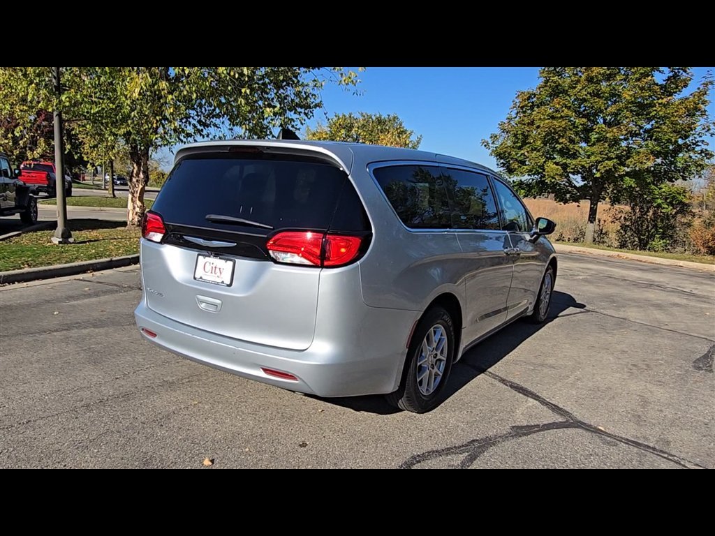 Certified Used 2023 Silver Chrysler LX image 9