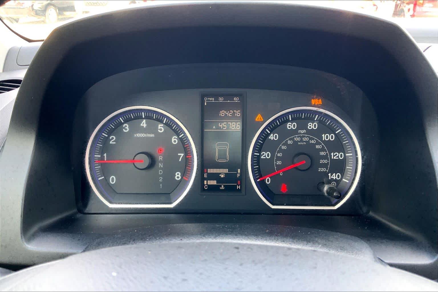 Used 2009 Alabaster Silver Metallic Honda LX image 24
