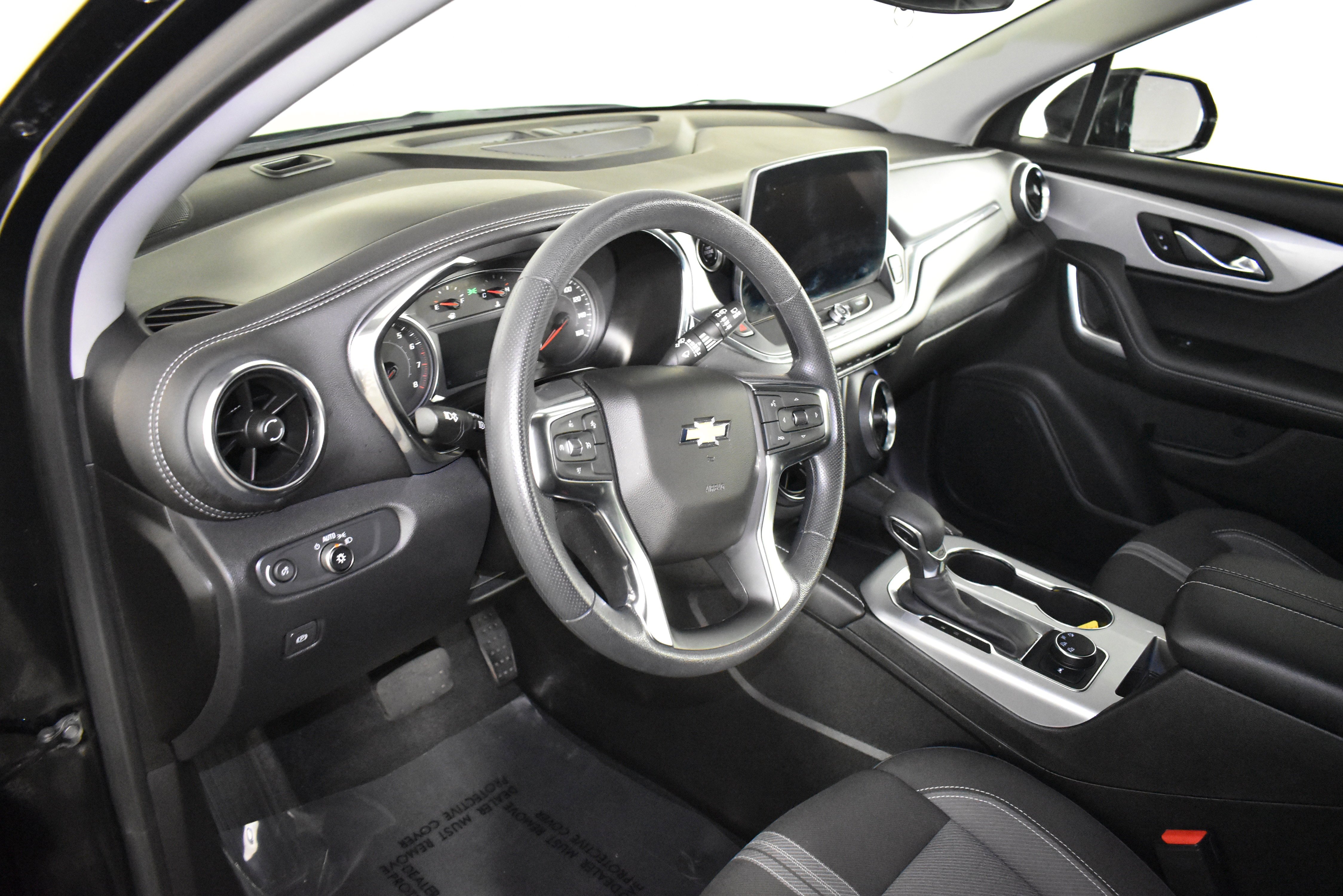 2025 Chevrolet Blazer 2LT - Photo 39