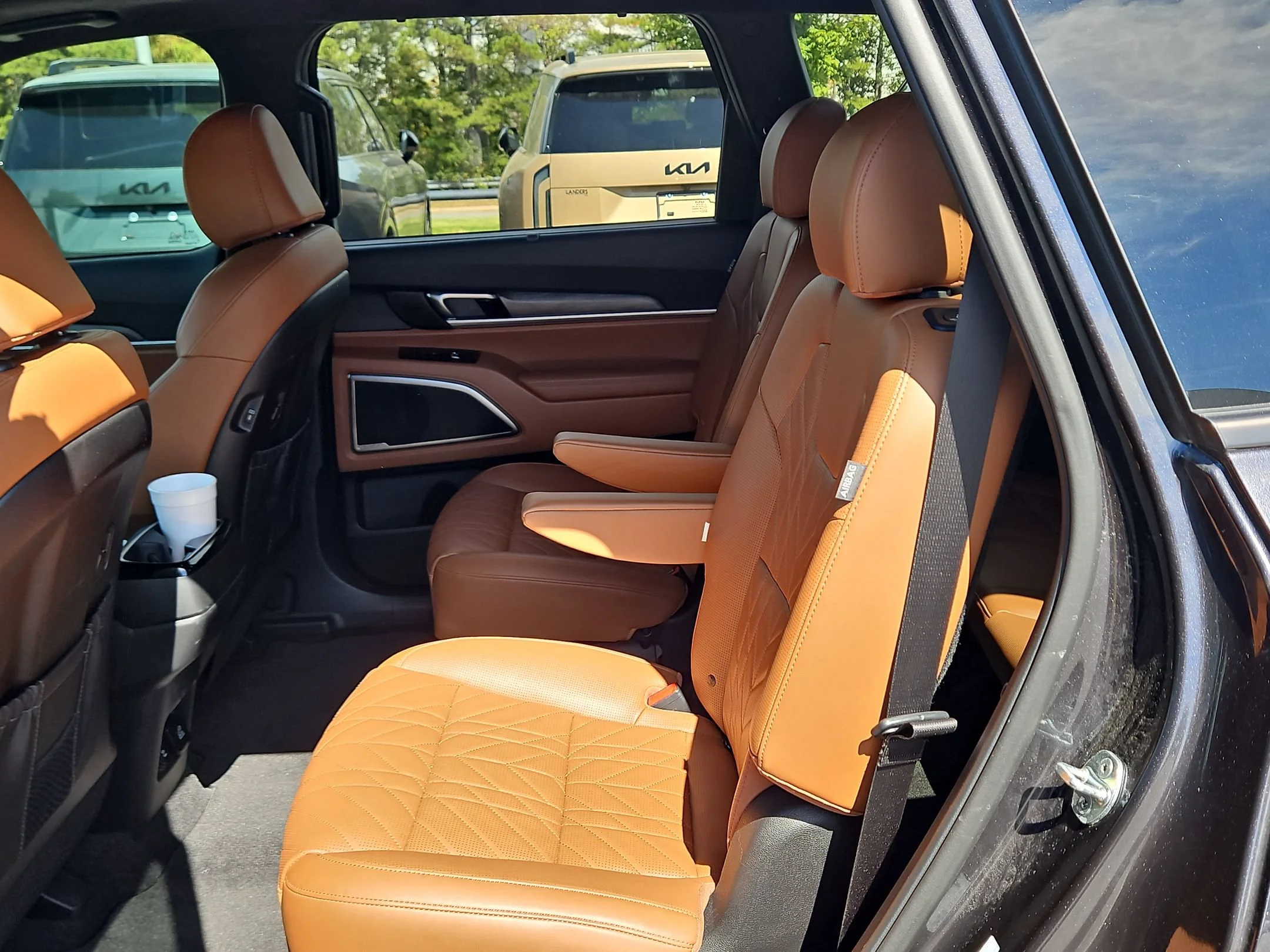 Used 2025 Panthera Metal Kia SX-Prestige X-Line image 37