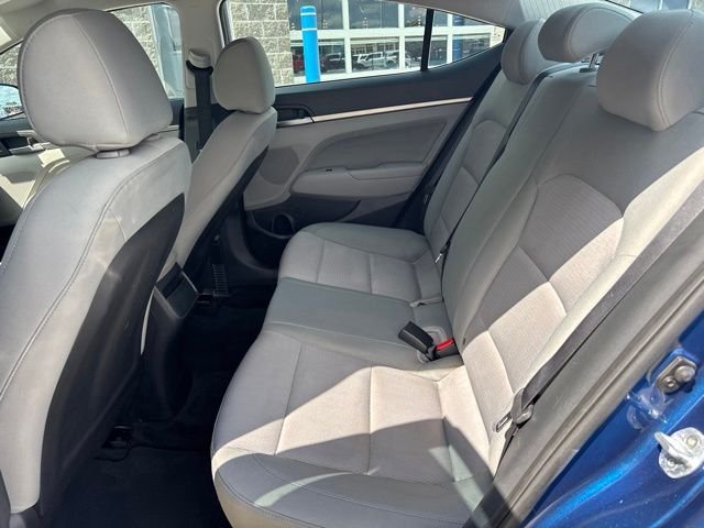 Used 2017 Lakeside Blue Hyundai SE image 30