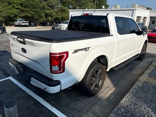 Used 2017 White Ford XLT image 4