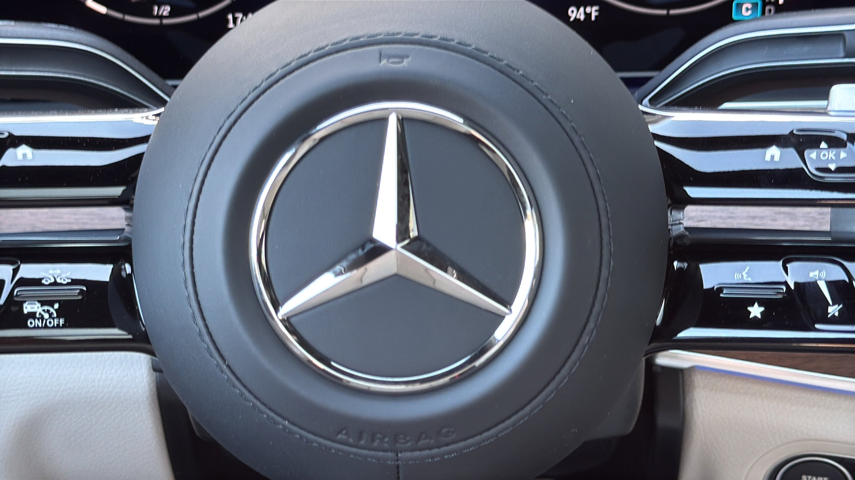 Certified Used 2026 Polar White Mercedes-Benz GLS 450 image 32
