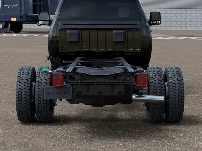 New 2026 Diamond Black Crystal Pearl-Coat Exterior Paint RAM  image 39